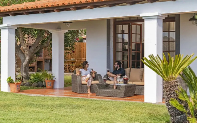Country House With sea View, Southern Sunny House