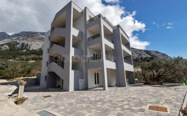 Penthouse With Panoramic View Ally