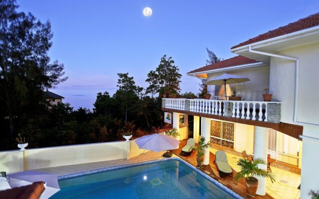 Villa With 5 Bedrooms in Machabee, With Pool Access, Enclosed Garden a