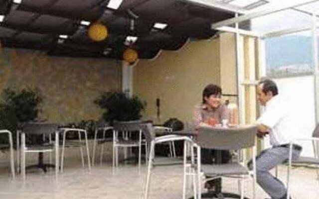 Hotel Primavera Plaza