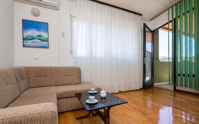 City View Apartment