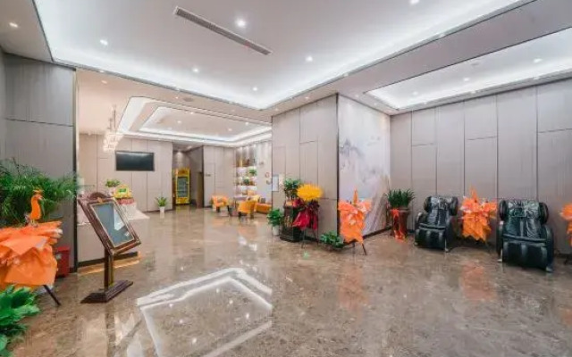 Tianjia Holiday Hotel (Nanjing Tianyin Avenue Metro Station Store)