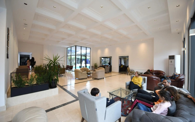 Herakles Thermal Hotel