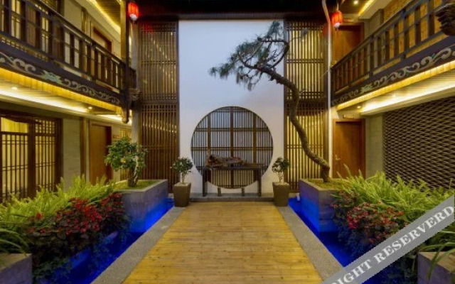 Yinman·Courtyard Yushe Life Aesthetics Designer B&B (Lijiang Old Town Sifang Street)