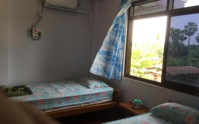 Win Guesthouse - Burmese Only