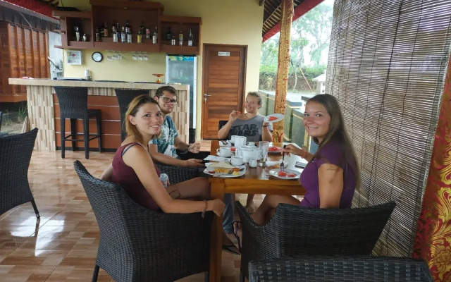 Tatak Bunut Villa Ceningan