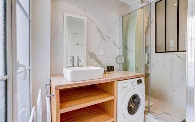 Secret Maillot Charming 1 Bed Apt in Paris