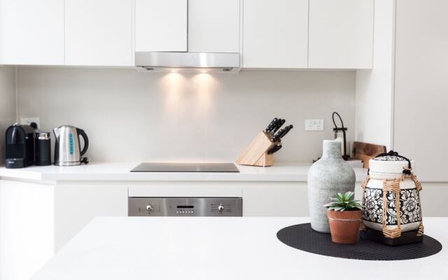 Bream penthouse (672i)