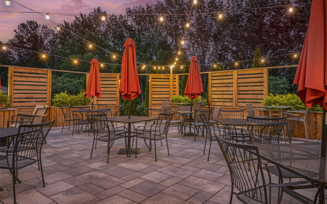 Best Western Plus Bridgewater Hotel & Convention Centre