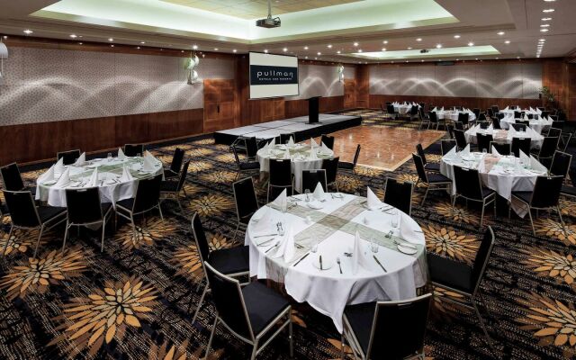 Pullman Reef Hotel Casino