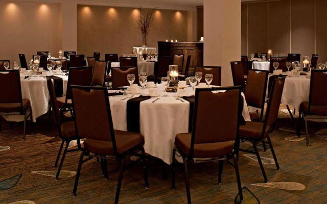 Delta Hotels by Marriott Winnipeg
