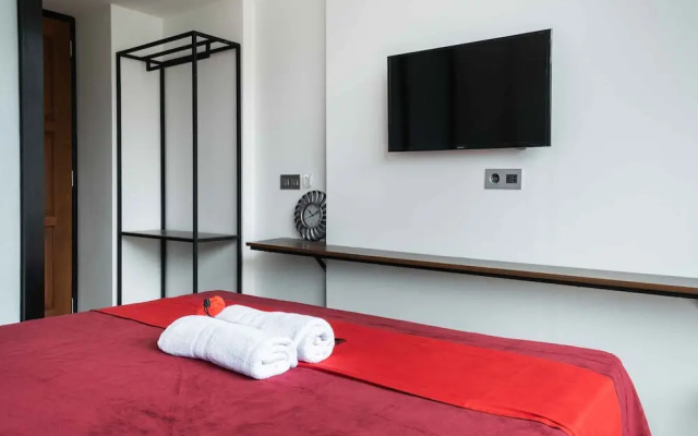 RedDoorz Plus near ICE BSD 2