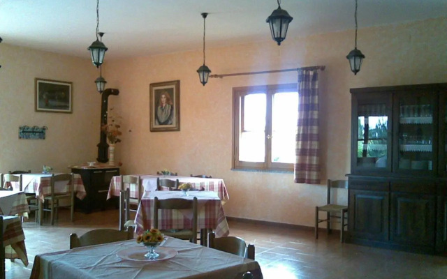 La Tavernetta (Adults Only)