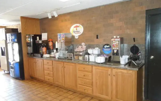 Super 8 Beachwood Cleveland Area