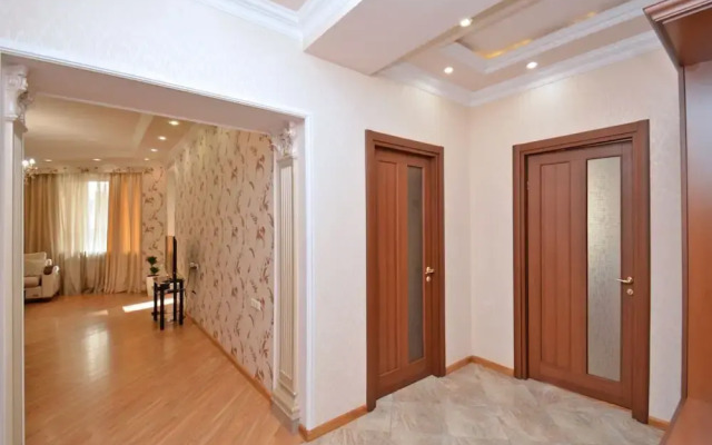 North Ave. Apartments by Luxe Group HH55