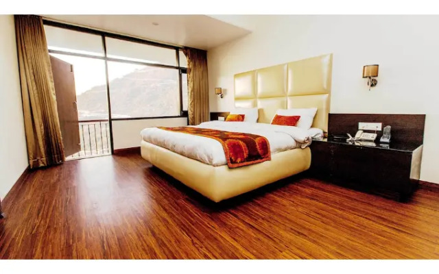 Hotel Subash International