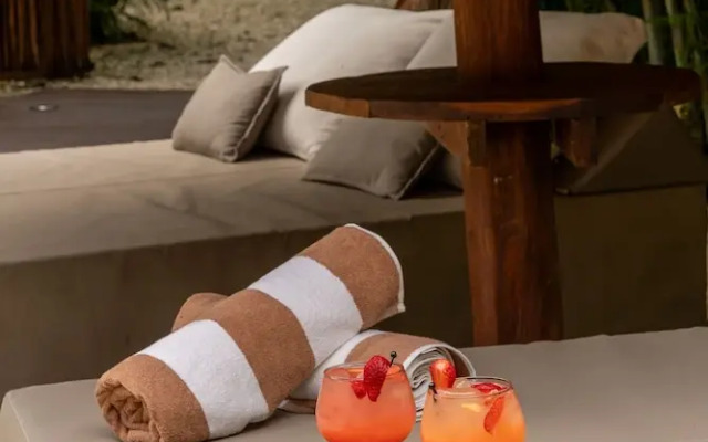 Oom Bubble Boutique Riviera Cancun - Adults Only