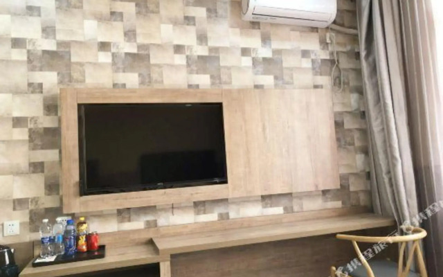 Super 8 Hotel (Shenyang Shenliao Road Industrial University)