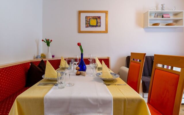 Spacious Holiday Home In Niedernsill With Garden