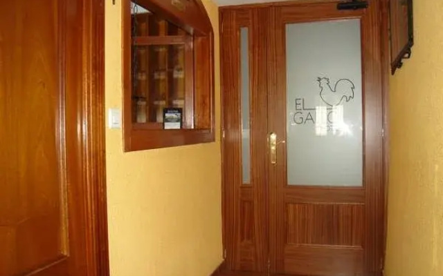 Hotel Mesón del Gallo