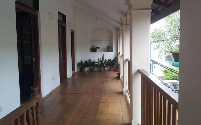 Luxury A/C Room In Galle Fort