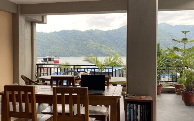 Hotel Eagle Zone