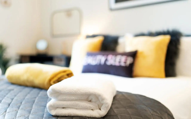 Cordis Apartment