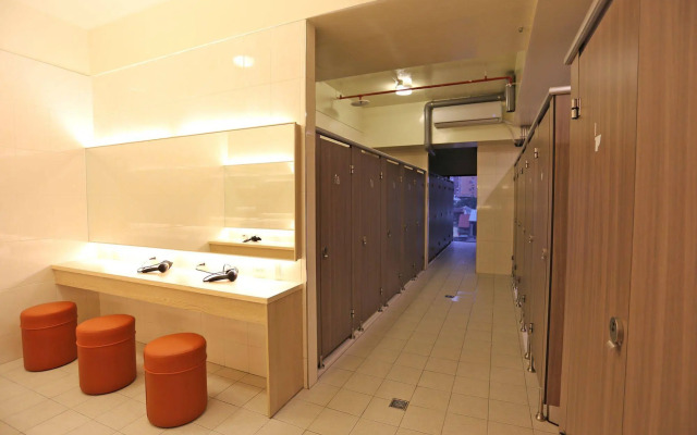 Starbox Hostel