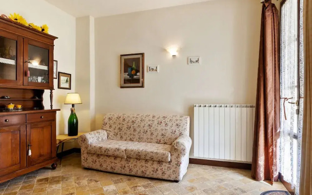 Alluring Holiday Home in Chianni With Swimming Pool