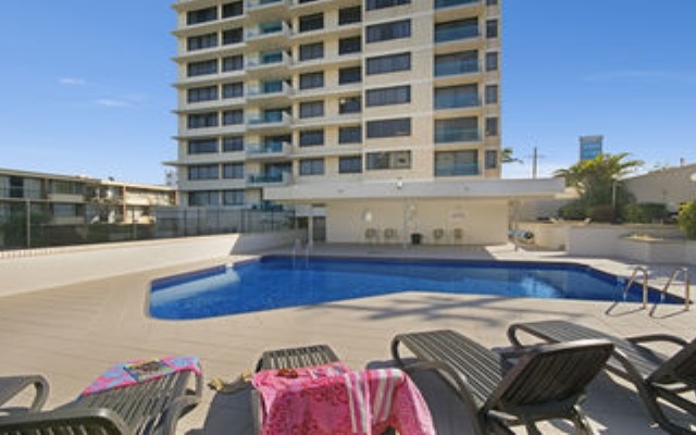 Burgess @ Kings Beach Apartments