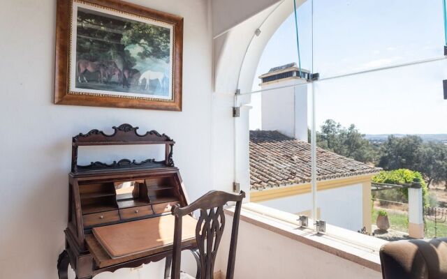 Rosa Estates The Farmhouse & Stables