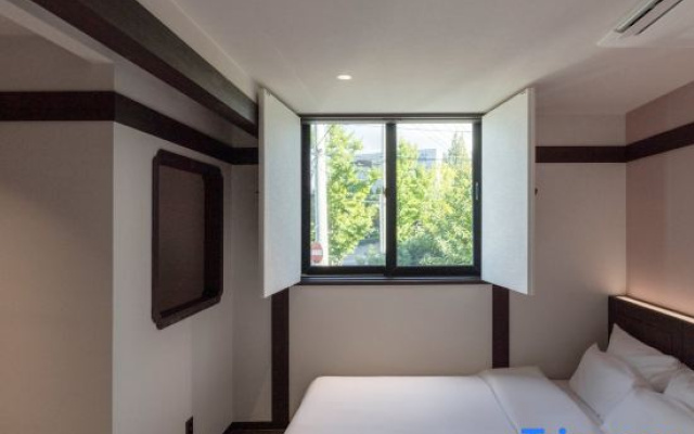 Suwon Haenggung-dong Revora Hotel by Anook