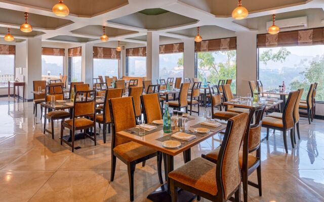 WelcomHeritage Connaught House, Mount Abu