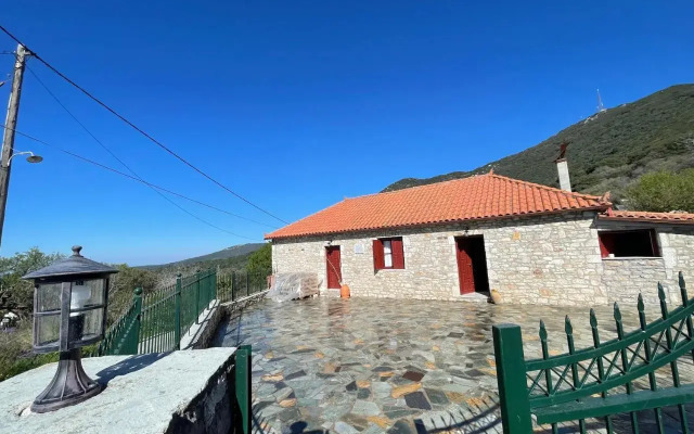 Nikitas chalet