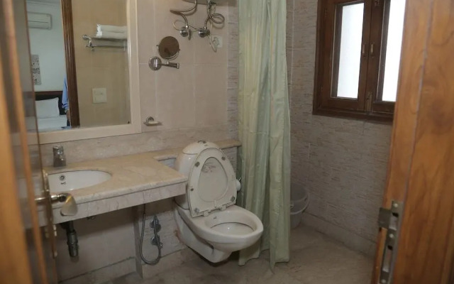 Apartment 18