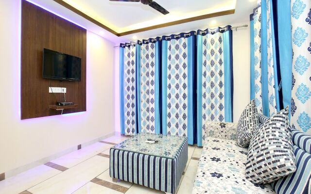 OYO 12324 Home Luxury 2BHK Kasauli