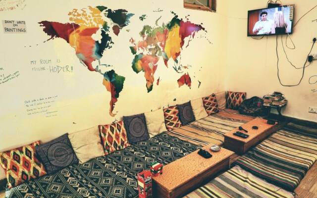 Nomads Hostel