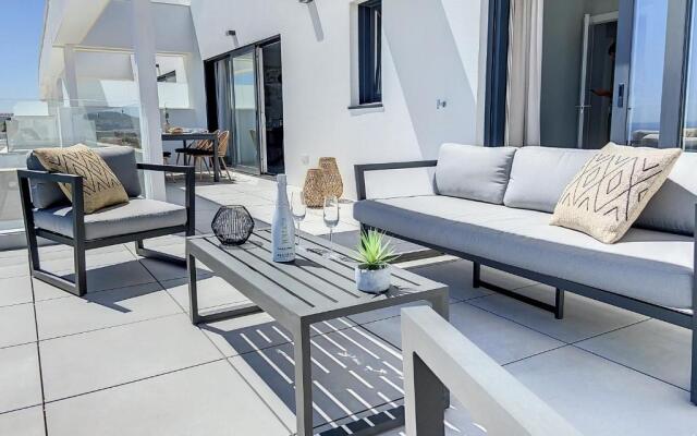 Via Celere 2334 Luxury Sea View Penthouse