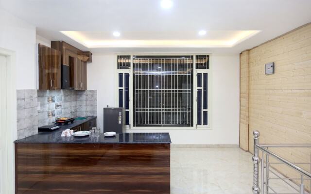 OYO 13769 Home Spacious 3BHK Kasauli