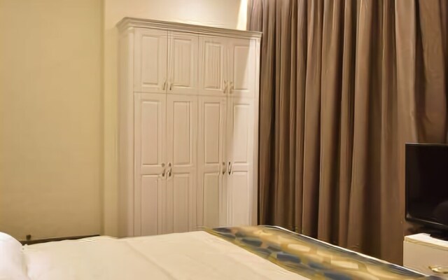 Romantic Coast Theme Hotel
