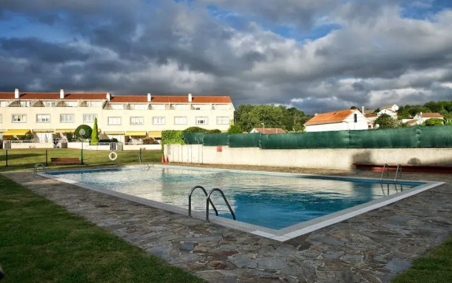 Casa Con Piscina en Perbes
