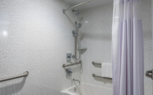 Crowne Plaza Princeton-Conference Center by IHG