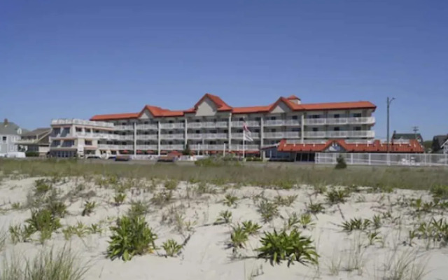 Montreal Beach Resort