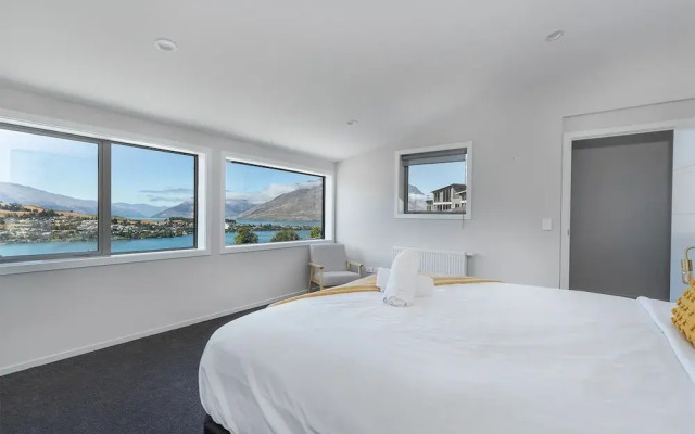 Alpine Retreat - Panoramic Views