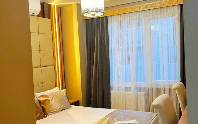 Taksim Cetinkaya Suite