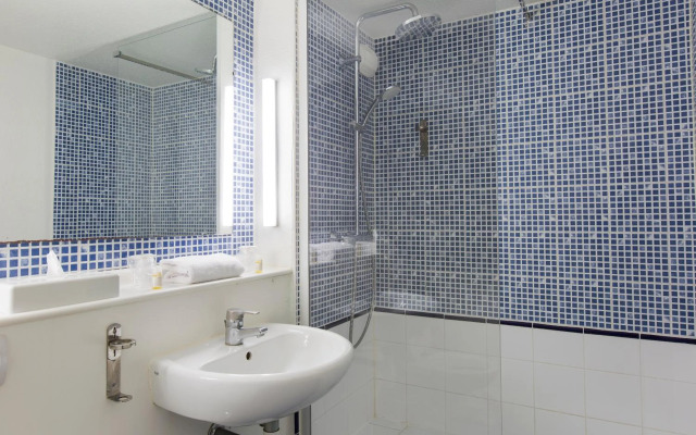 Silom Serene, a Boutique Hotel