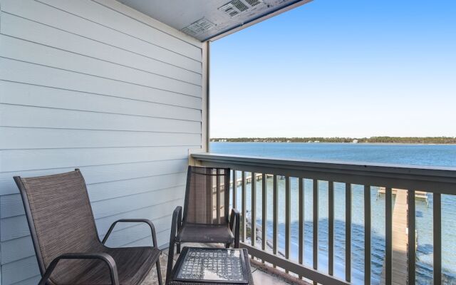 Summer House West C201