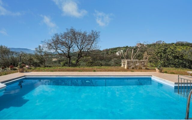 Athina Traditional Villa