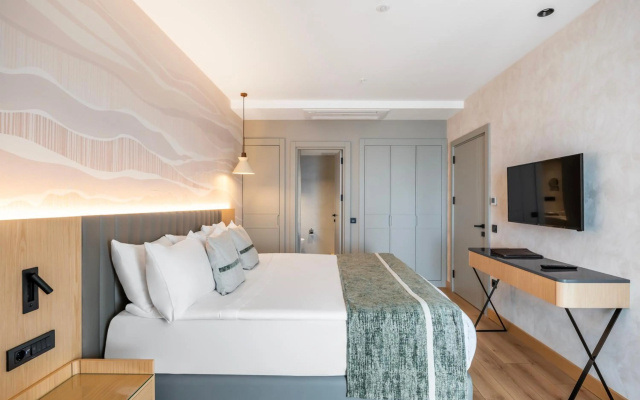 Korumar Deluxe Hotel