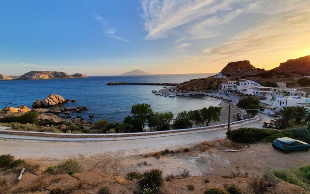 Finiki Villas